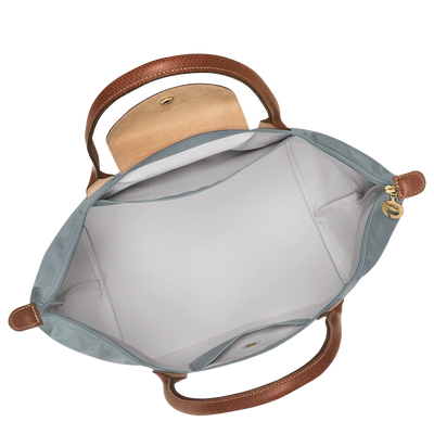 Clio | Travel Shoulder Tote in Light Gray